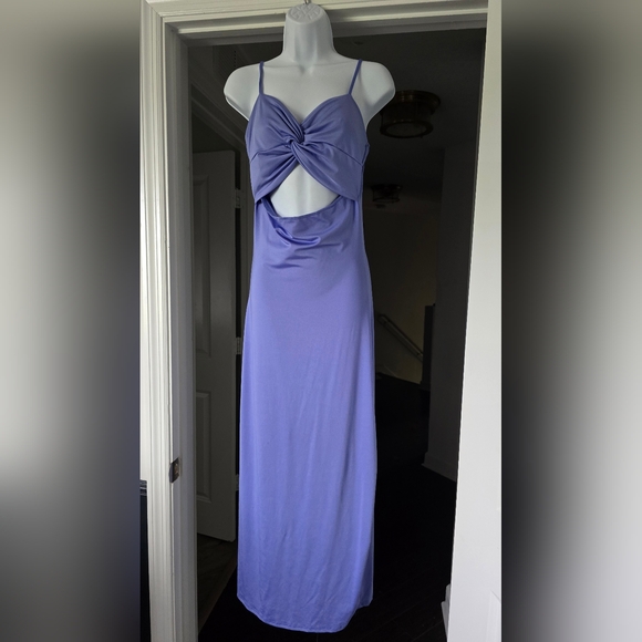 Jolie & Joy twist front cutout maxi dress - Picture 9 of 12